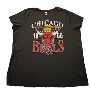 Torrid Plus Size Chicago Bulls Graphic T